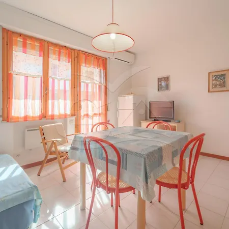 Lägenhet Bilocale Leonardo - Goelba