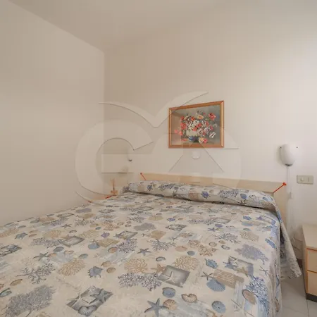 Bilocale Leonardo - Goelba Lägenhet *